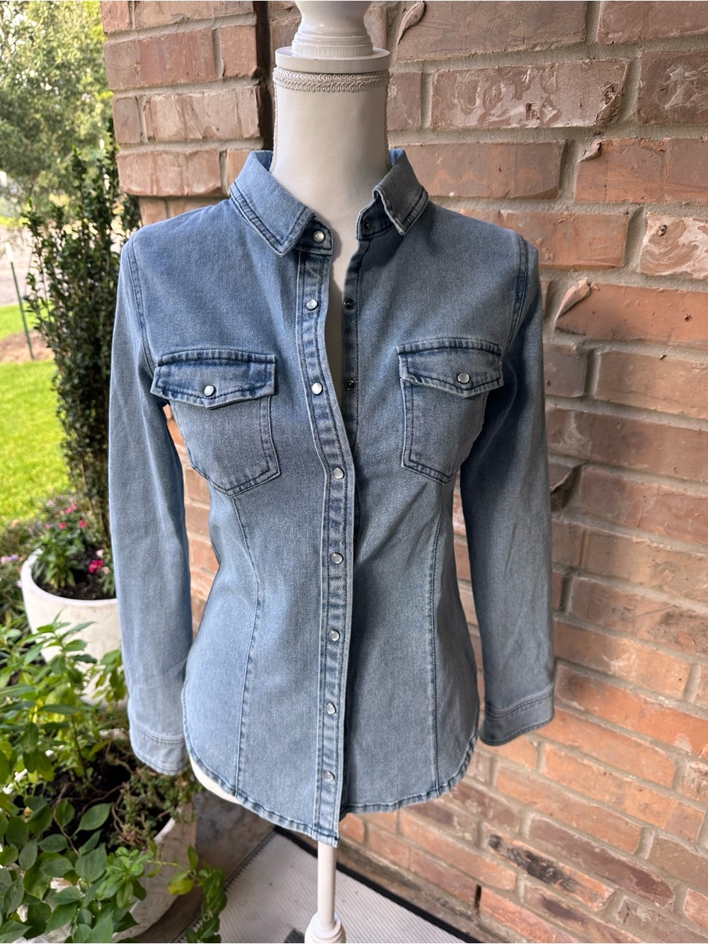 Vigoss Light Blue Denim Snap-Front Jacket